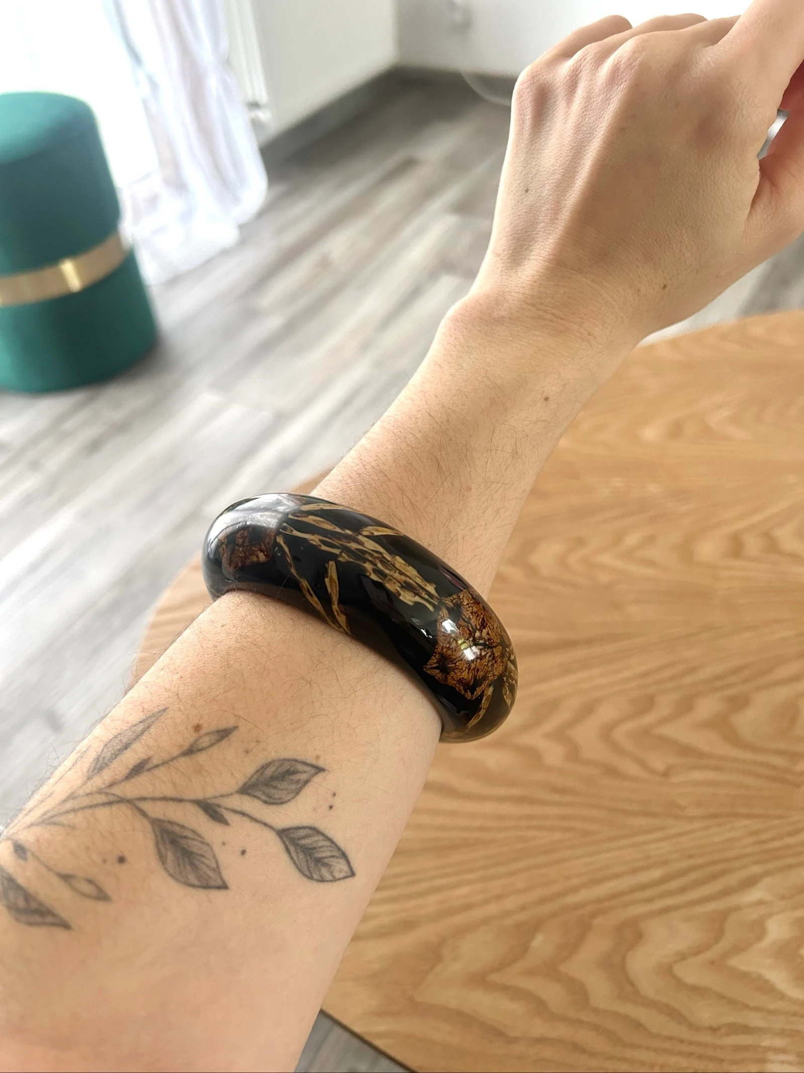 Pulseira de fantasia para encaixar marrom efeito mármore dourado – photo 9